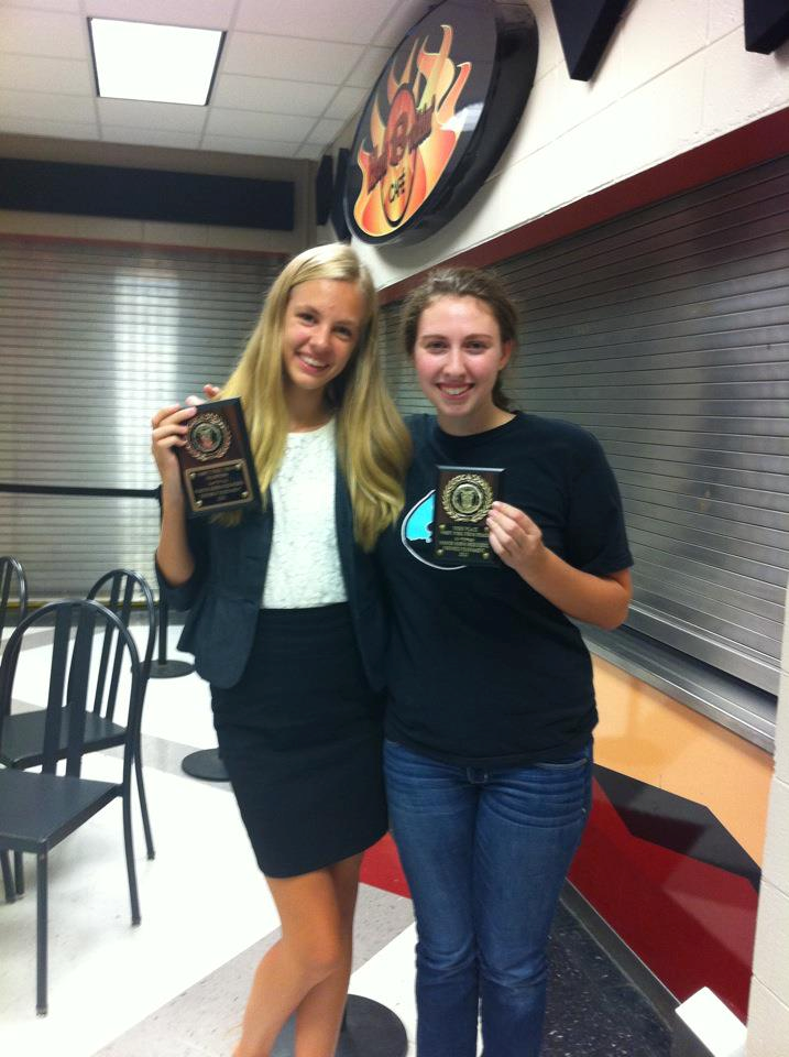 Junior Annefloor DeGroot (left) and senior Georgia Brunner (right) were the Varsity Public Forum Champions at the Warner Robins tournament.