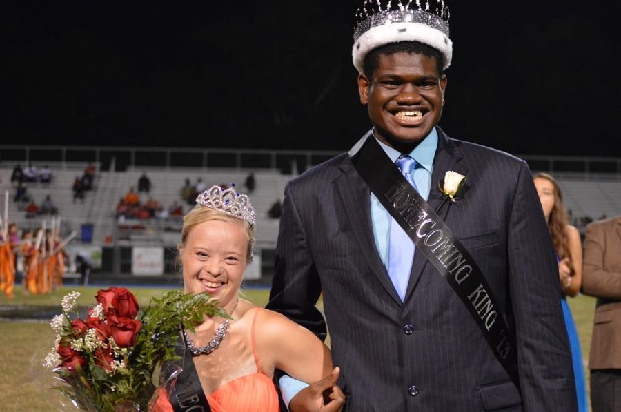 Seniors+Alex+Goodman+and+Ike+Kamalu+were+crowned+Homecoming+King+and+Queen+during+the+half-time+ceremonies+Friday.+