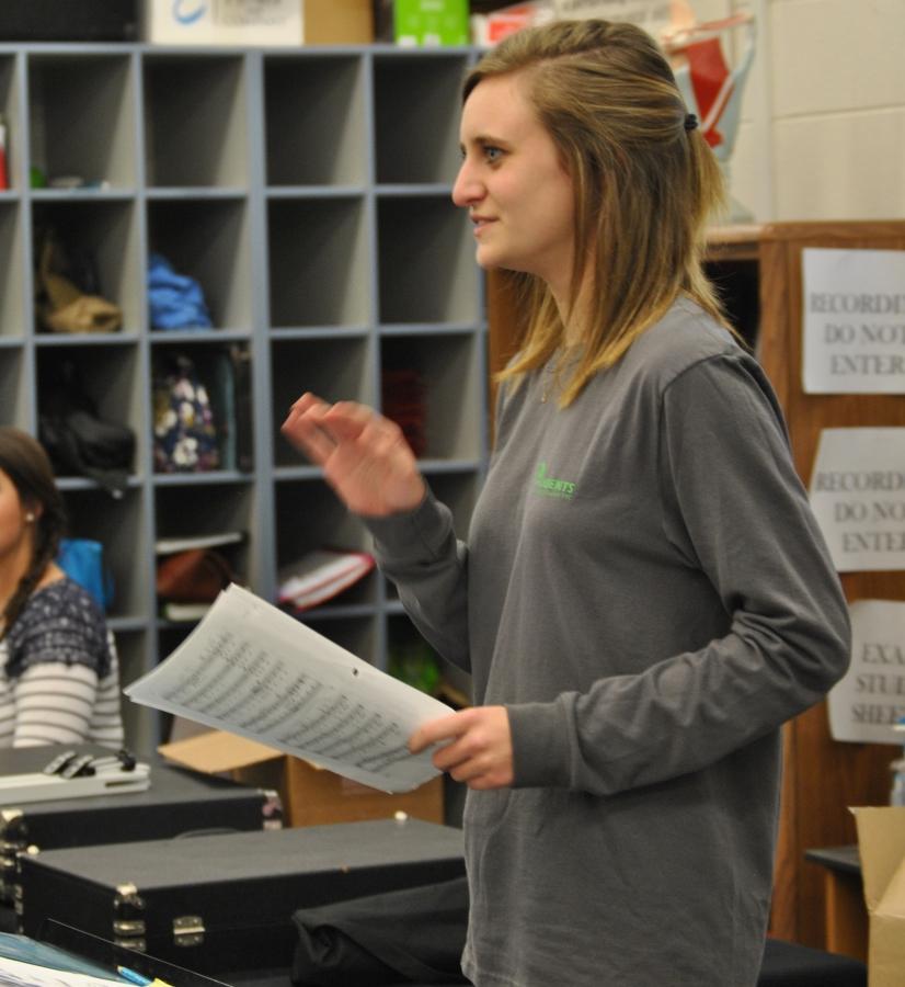 Senior Camille Horne leads the chorus in a rehearsal of Dance of the Sugarplum Fairies.