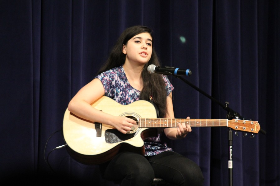 Junior Alyssa Olvera gave a soft but emotional performance of “Maps” by the Yeah Yeah Yeahs.
