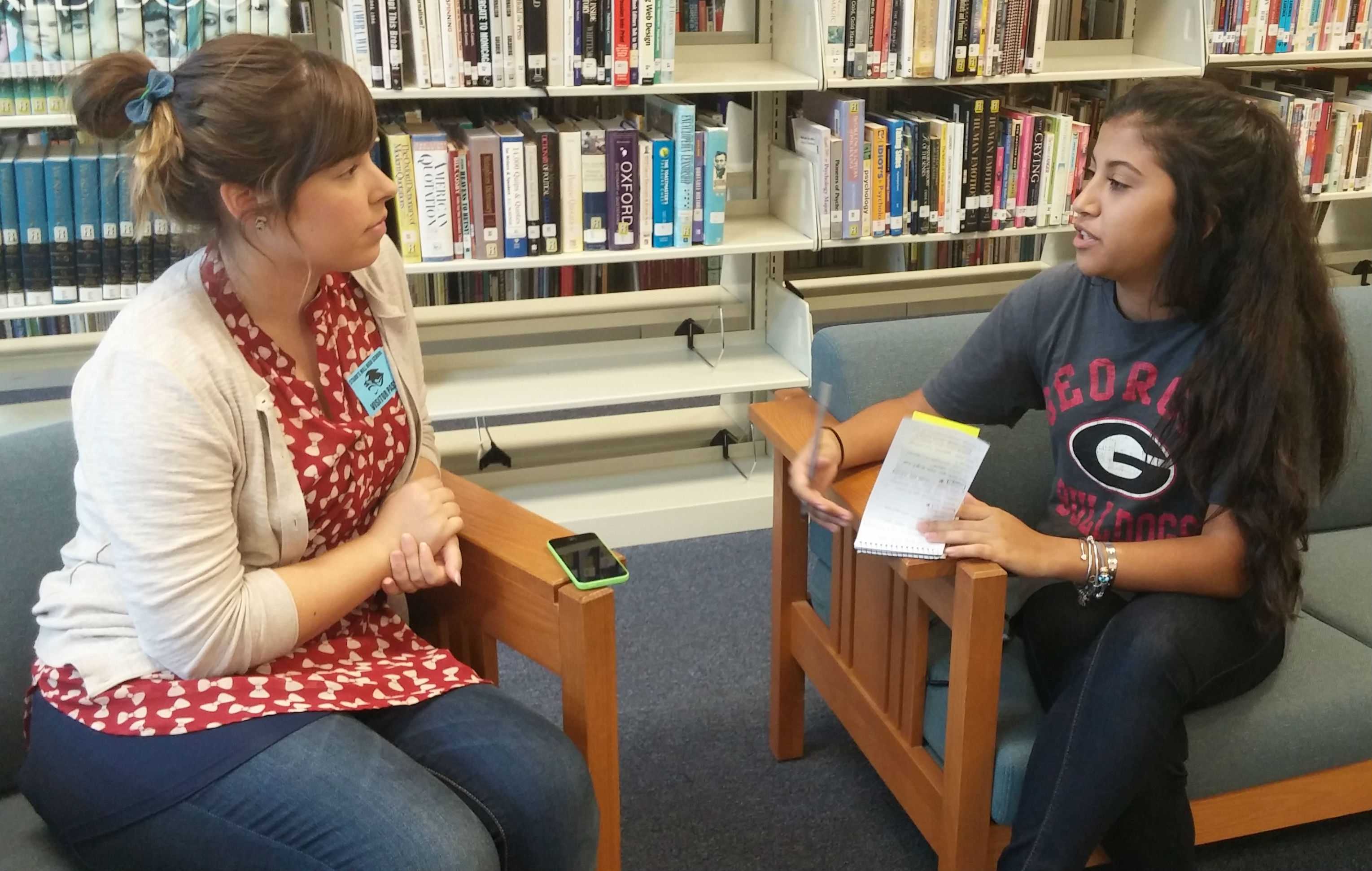 The Prowler interviews Katie Stout, who came to speak to the Ex Libris book club during their October meeting, about her motivation to write “Hello, I Love You.”