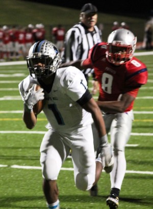 Sophomore running back Rico Frye ran for 200 yards and three touchdowns on 12 carries in the 49-0 win against Northside. It was the fifth time this season he broke 200 rushing yards in a game.