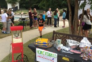 “The event required a lot of volunteers,” freshman and organizer of the Fayette Humane Society fundraiser Marissa Heinsz said. During the event, Heinsz and other high school volunteers spoke with attendees and worked the snack bar. The snack bar was named after the candy shop, Honeydukes, from the J.K. Rowling series “Harry Potter”.