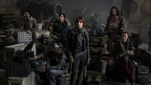 Jyn Erso (Felicity Jones) and Cassian Andor (Diego Luna), along with their fellow insurgents, prepare to recover the plans of the enemy space station, the Death Star. Despite having a promising initial plot, the film is confused in regards to story and characters. 
