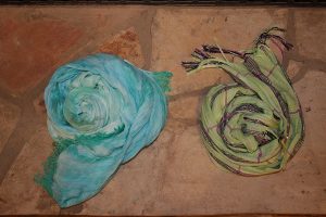 These two scarves represent both sides of this national dispute. The people that wore the green colored scarf pushed for safe, legal and free abortion, while the people that wore the blue scarf wanted unsafe, clandestine and deadly abortions to continue. 