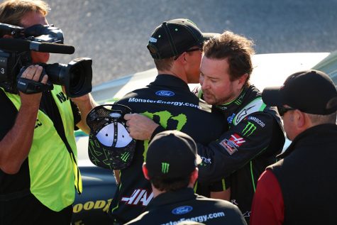 Kurt Busch, driver of the No. 41 Monster Energy Ford for Stewart-Haas Racing, won the pole for the 1000Bulbs.com 500. Busch’s teammates will line up behind him in positions two through four.