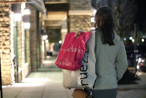 Shopping on Black Friday is a national tradition. No matter where you shop this year, you’ll find amazing sales on trendy and stylish items. 