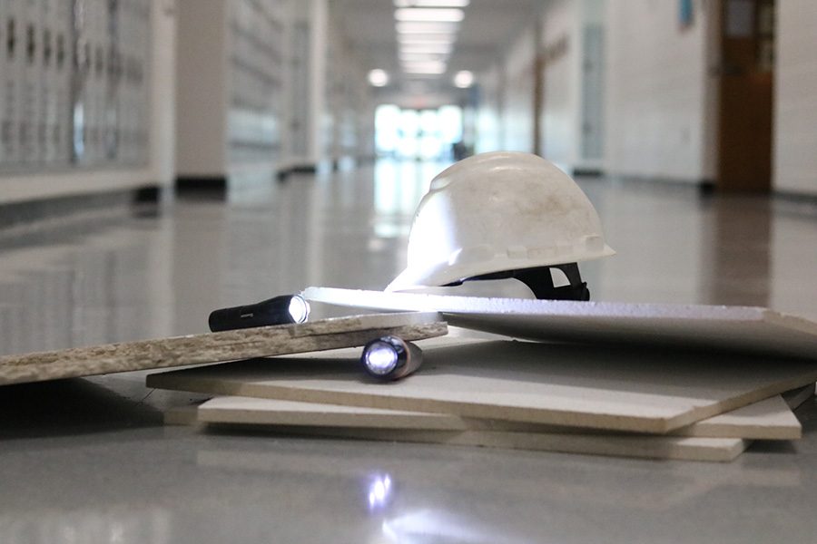 The Starr’s Mill rat problem has returned with all the smells and droppings as before. Signs of the new infestation can be seen and smelled throughout the end of the 700 hallway.