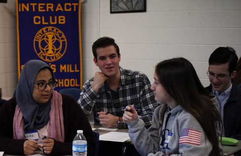 Students in Interact Club participate in the networking activity game “elevator speech.” This game involves the participants talking to and making new connections with others around the room.