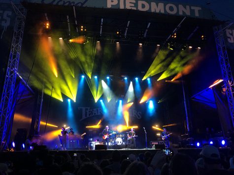 Tears for Fears performs during their Friday night performance. Though not a headliner, Tears for Fears put on a stellar performance for the crowd right before Beck. 