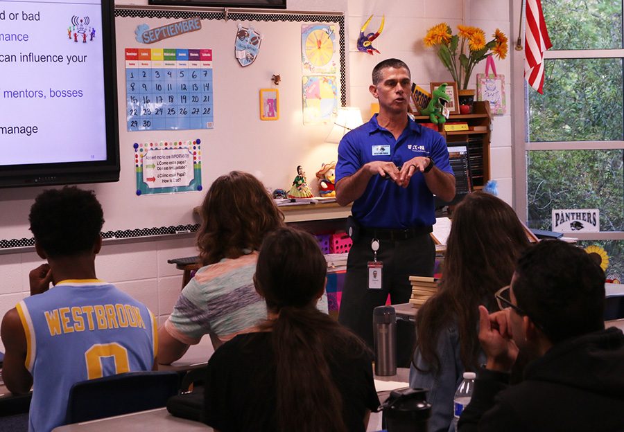 For the first Interact Club meeting of the school year, Steve Ivory came to present his ideas on how students can succeed in their futures. Ivory is an engineer quality director at Eaton and has worked in the business field for over 25 years. 