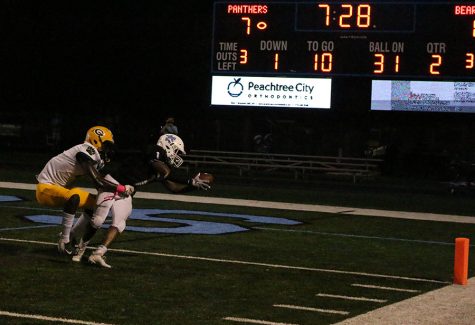 Senior Kalen Sims looks to score against the Bears. Sims had his best game all season against Griffin, totaling 195 yards on 28 carries and a touchdown.