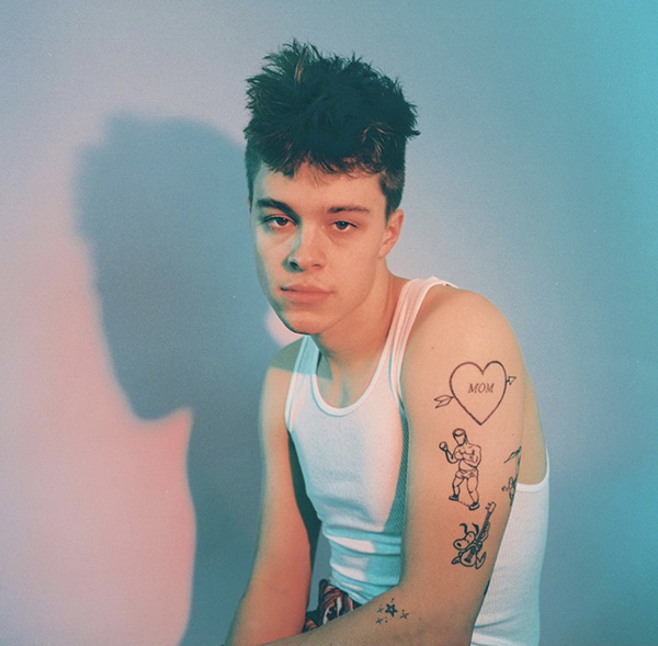 Christian Leave is a musician and YouTuber who rose to fame through the social media platform Vine in 2014. One of his latest releases, “Darling,” is an upbeat song that’s easy to get lost in.
