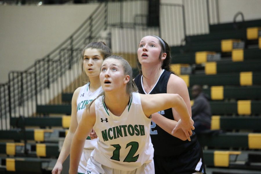 Sophomore Sunny McQuade stands behind two McIntosh defenders. McIntosh defense hindered the Lady Panther ability to score, allowing the Lady Chiefs to build a comfortable lead in the second half and win 52-40. With the end of the Lady Panther season and four seniors leaving, the younger members of the team will have to lead Starr’s Mill into the 2022-2023 season.