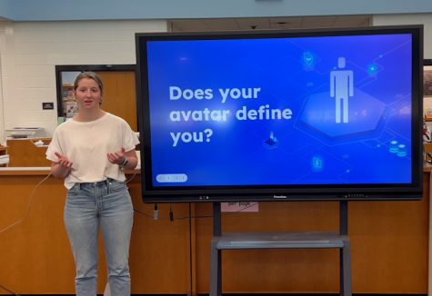 Sophomore Katie Rausch presents her TED Talk style look at the pros and cons of social media use. Through the project, English teacher Shad Genovese had his students exploring the effects of social media and how it interferes with day to day life.