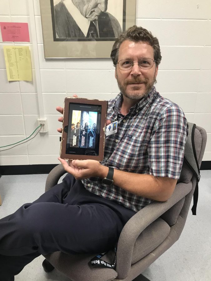 Visual arts teacher Todd Little has enjoyed reading Brian Sanderson’s books, after being introduced to him by his nephew. The Wax and Wayne series contains a few of the many books in the world of Cosmere, which is the setting where most of his books take place. 