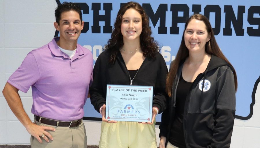 Junior Kari Smith has been selected as the second Farmers Insurance Player of the Week for the fall sports season. Smith was chosen by head coach Shayne Thompson for her ability to play well all around the court.