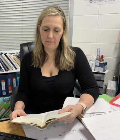History teacher Diane Ruane recently read “The Guest List” by Lucy Foley. The story is about a wedding that ends in tragedy when some is found dead.