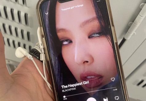 Junior Margery Weems is listening to “The Happiest Girl” by BLACKPINK. The song is about a toxic relationship and heartbreak.  