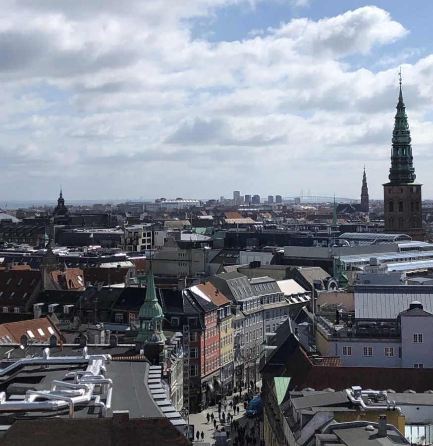 View of the capital city Copenhagen. The Danish cities are in general older and have the classic European style. After being here for about five months, I have been asked a lot of questions about what is different. I have tried to come up with a few of them. 
