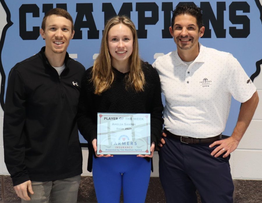 Senior Amelia Santos has been selected as the ninth Farmers Insurance Player of the Week for the winter sports season. Santos was chosen by head coach Derek Abrams for her commitment and dedication, and the example she sets for the team.