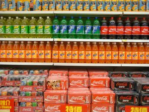 Sugary drinks are a big part of many Americans’ daily lives, which surprised me when I got to the U.S. as an exchange student. Therefore, I was wondering what these drinks actually do to your body. 