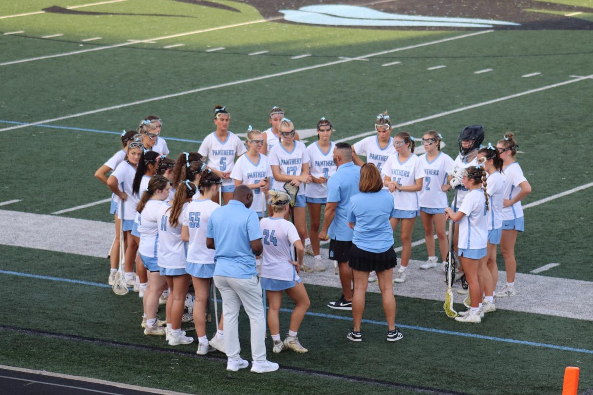 Panthers regroup after the opening quarter of their second round playoff game against Blessed Trinity. Starr’s Mill went down early in the game and could not recover. Blessed Trinity won 13-7.