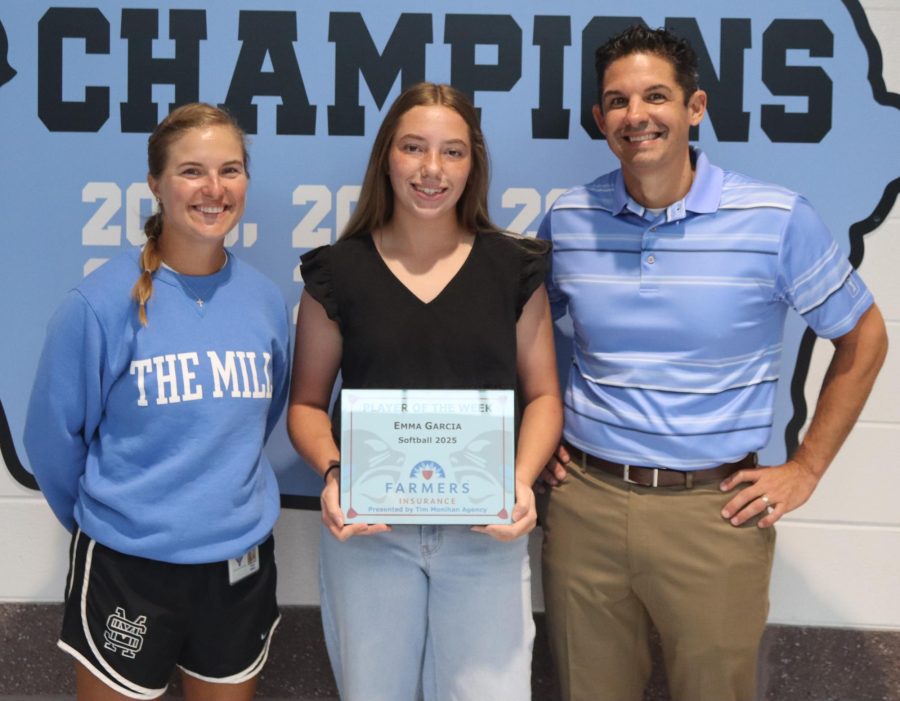 Tim Monihan and Farmers Insurance recognize sophomore Emma Garcia as the first Player of the Week for the fall sports season. She was chosen for her excellent performance during the past two games. 