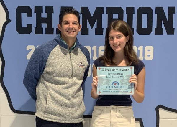 Junior Cate Simmons has been awarded the 17th Player of Week for the fall sports season. Simmons's hard work and good attitude earned her this nomination.