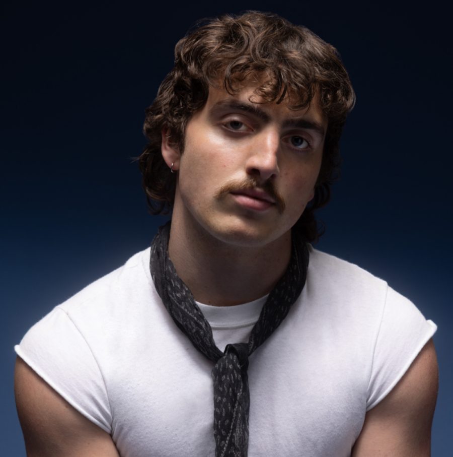 On his “American Heart Tour,” Benson Boone plays a new surprise song each night. Fans have blown up his fame with his talented vocals but ask the question whether he is in the wrong genre.