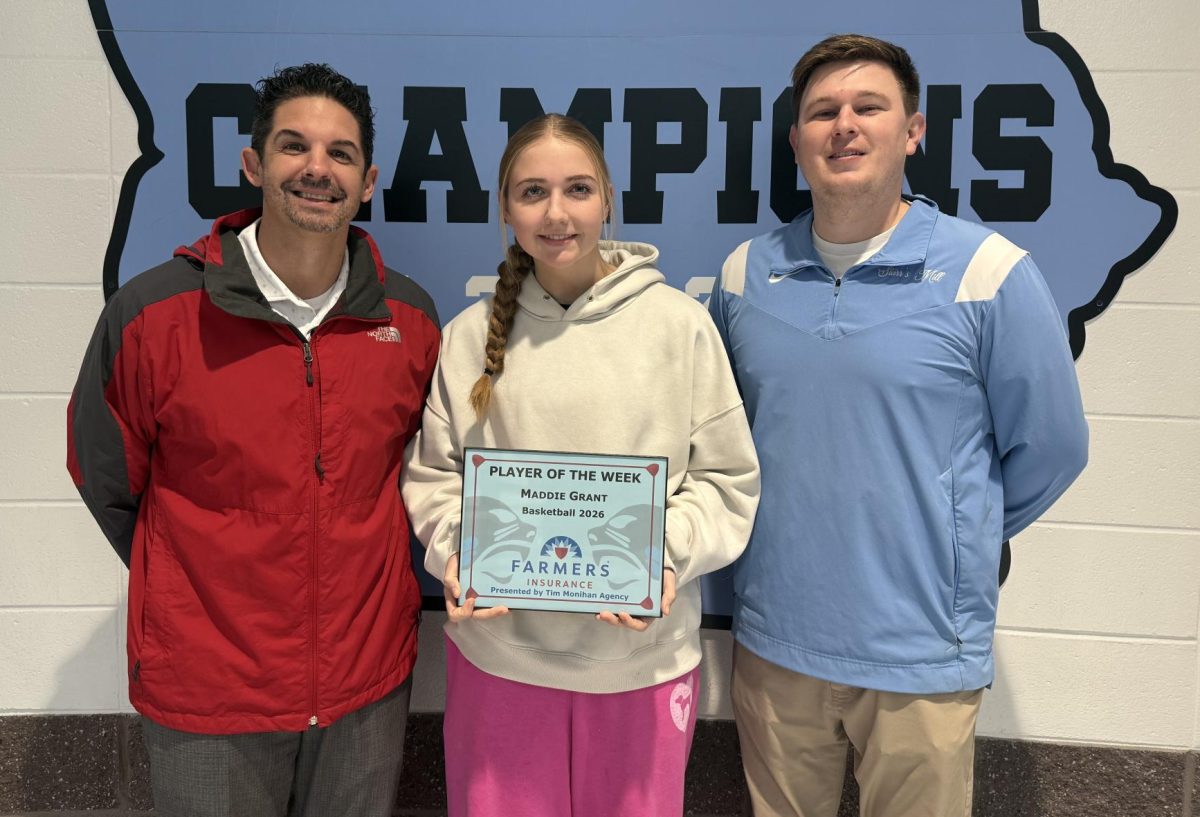 Tim Monihan and Farmers Insurance recognize junior Maddie Grant as the seventh Player of the Week for the winter sports season. Girls basketball head coach Brandon Cerezola chose her for her consistency and competitive spirit.